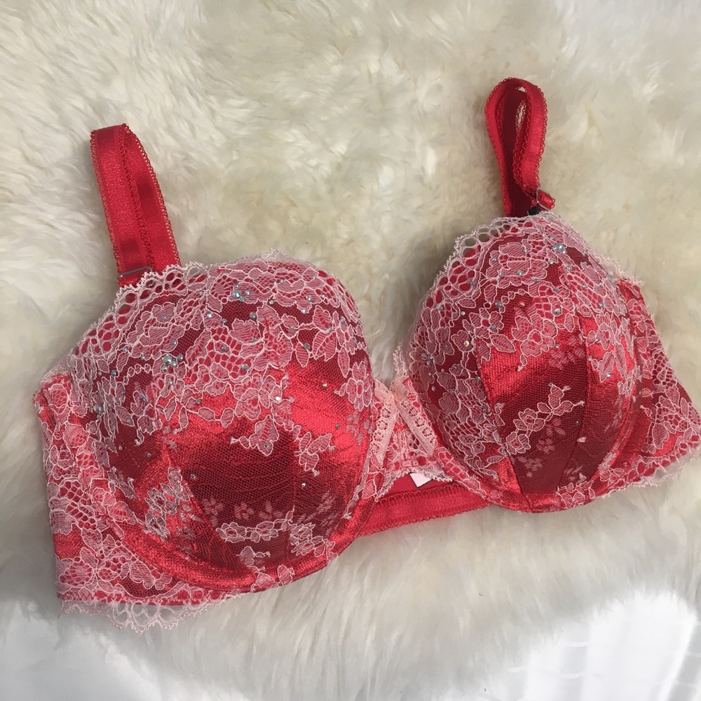 NEW Victoria's Secret Multi-Way Convertible Bra